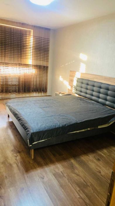 Дава се под наем Двустаен апартамент в София, Хладилника - 83 кв.м за 918 € - Снимка #7