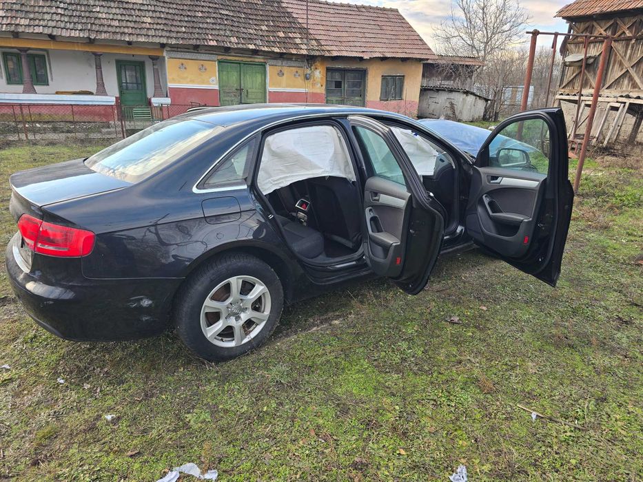 Audi A4B8 - Avariat - 2.0 TDI - CAG