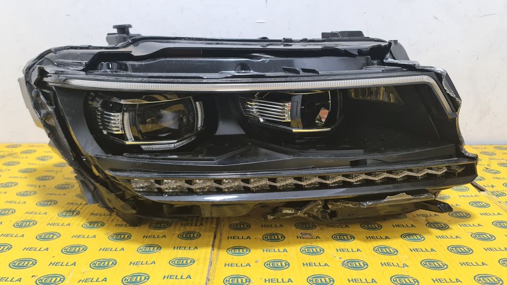 Far full led dreapta VW Tiguan 2 5n 5NB941082D avariat spart