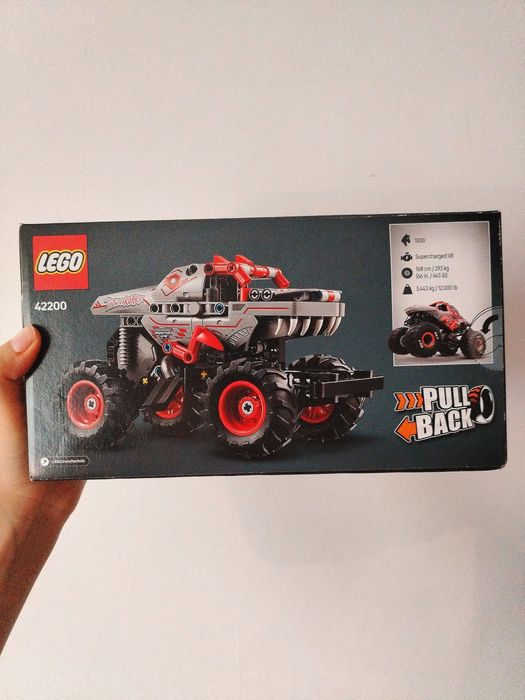LEGO Technic 42200 Monster Jam ThunderROARus