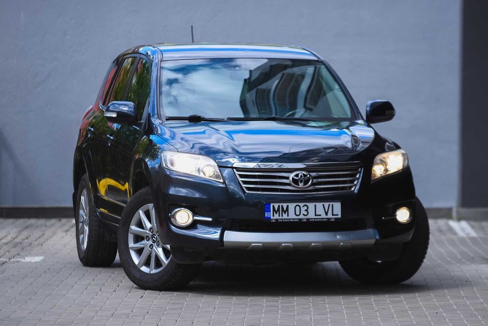 TOYOTA RAV4 2012 — imagine 5