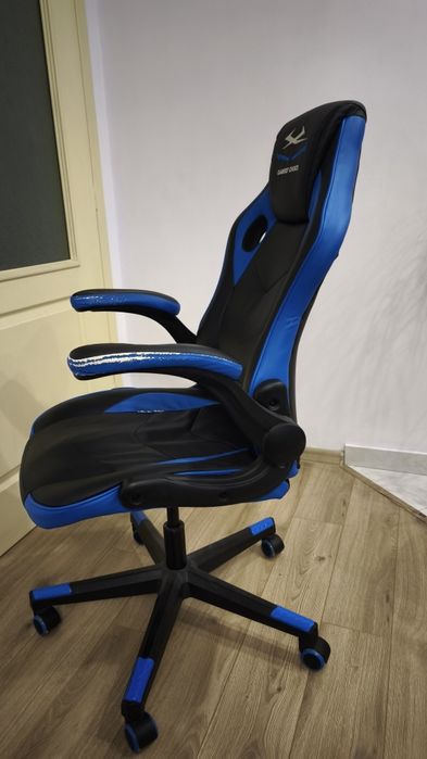 Ергономичен геймърски стол