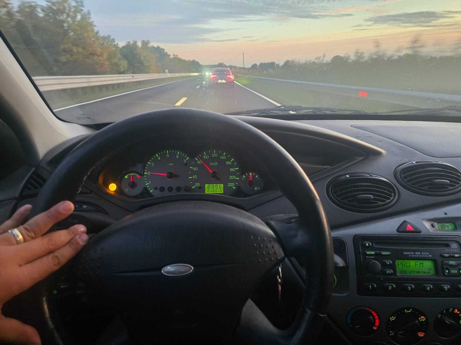 FORD Focus 2003 — imagine 3
