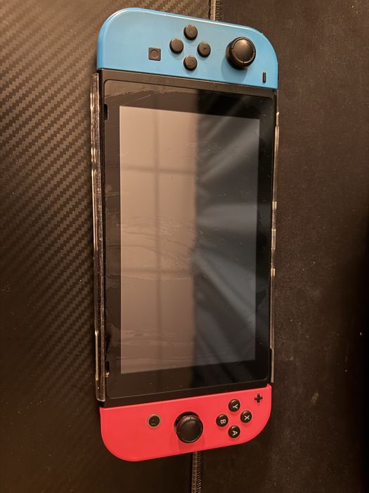 Конзола Nintendo Switch (with neon red & neon blue joy-cons)