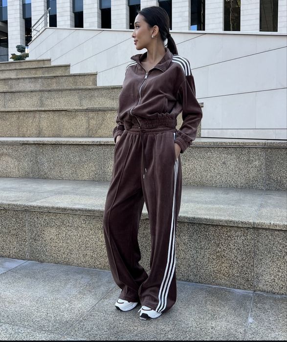 Спортивный костюм Адидас