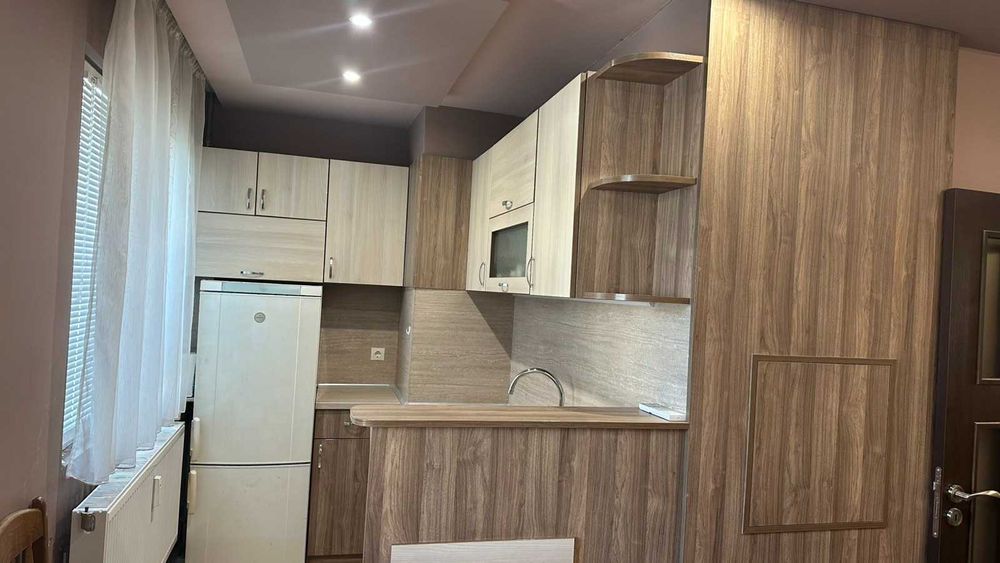 Продава се Тристаен апартамент в Варна, Кайсиева градина - 74 кв.м за 2028 €/кв.м - Снимка #1