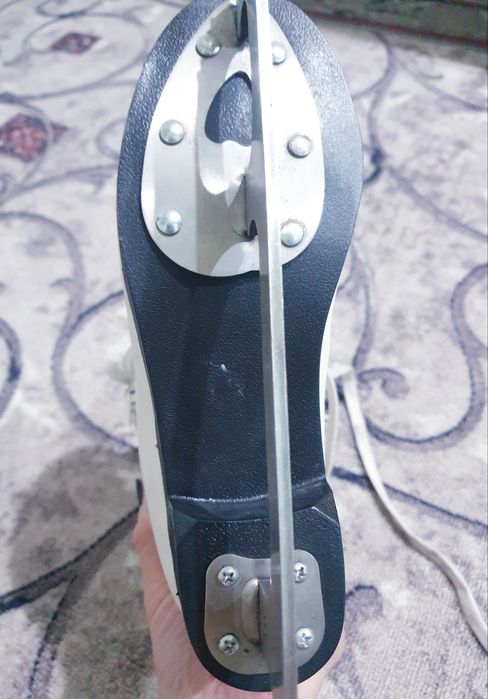 Коньки фигурные утепленные