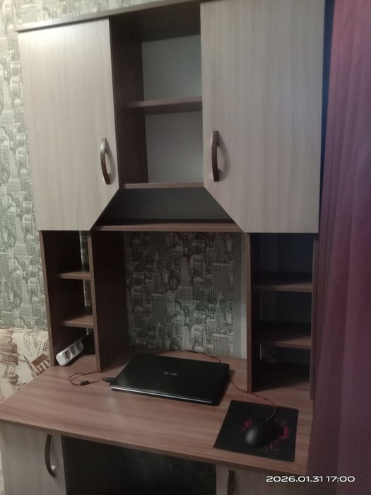 Продам письменный стол