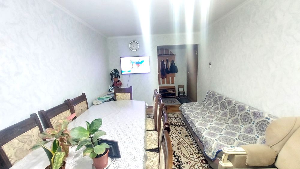 Стол стуля продаеться