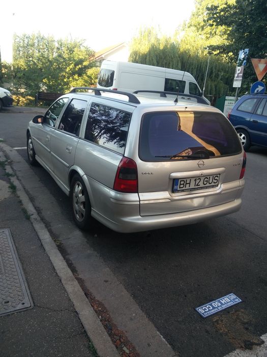 Opel Vectra 1.6 benzina