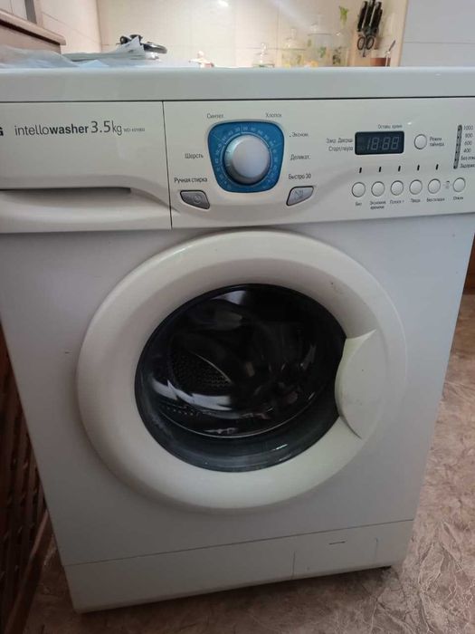 Продам б/у стиральную машину марки LG