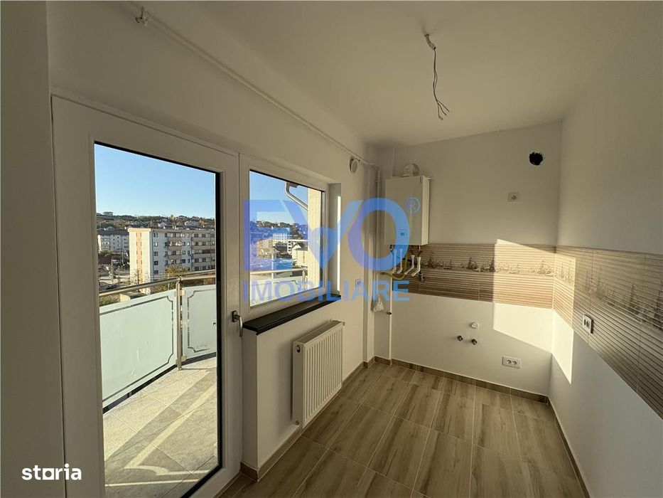 Apartament de vanzare, 2 camere, loc parcare, etaj 3, Bucium, Visan