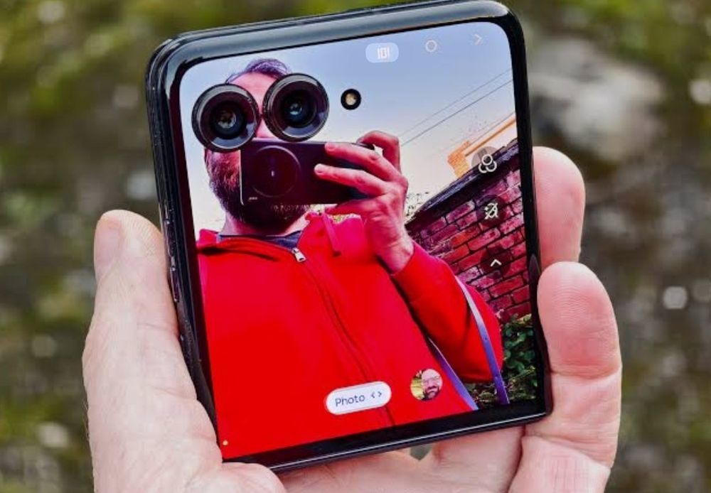 Matarola Razr plus 2024sotiladi