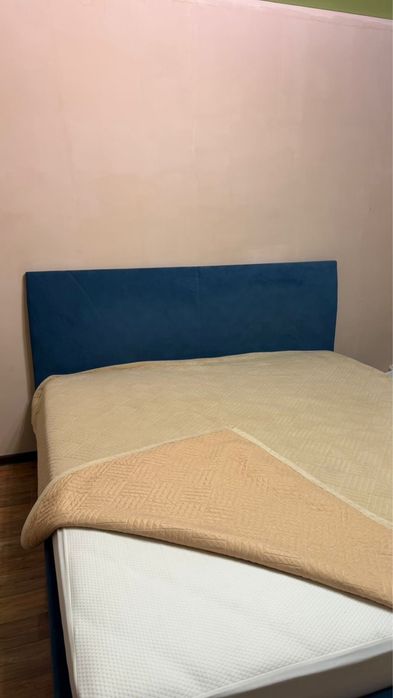 Продам кровать двухспальняя б/у