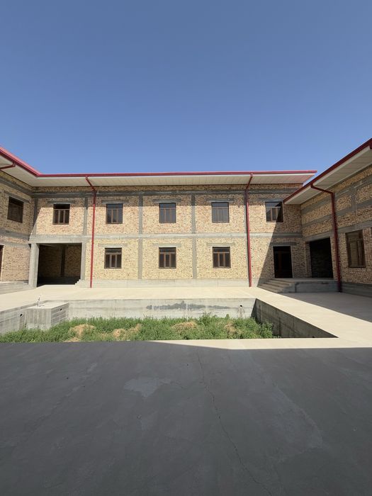 БИНО  Сотилади..