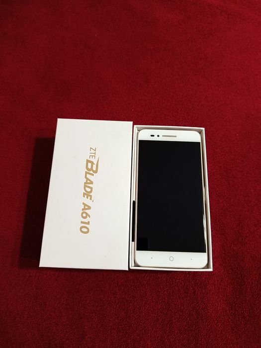 Продаю телефон zte blade a610