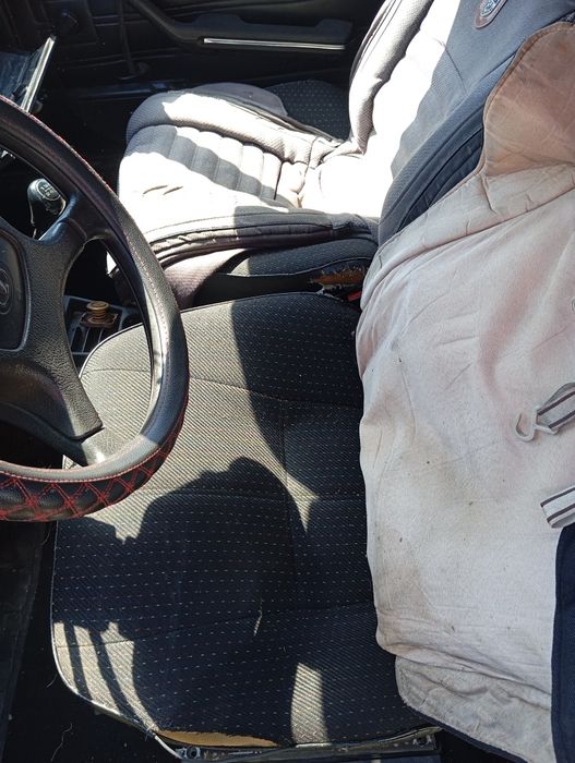 Продам комплект сиденья