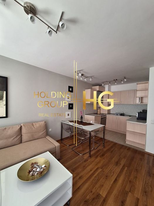 Продава се Двустаен апартамент в Бяла - 72 кв.м за 1167 €/кв.м - Снимка #1