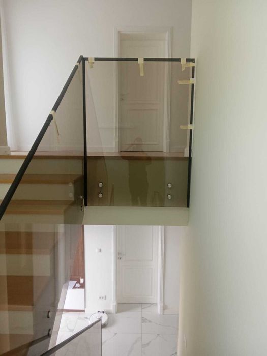 Balustrada scara sticla securizata