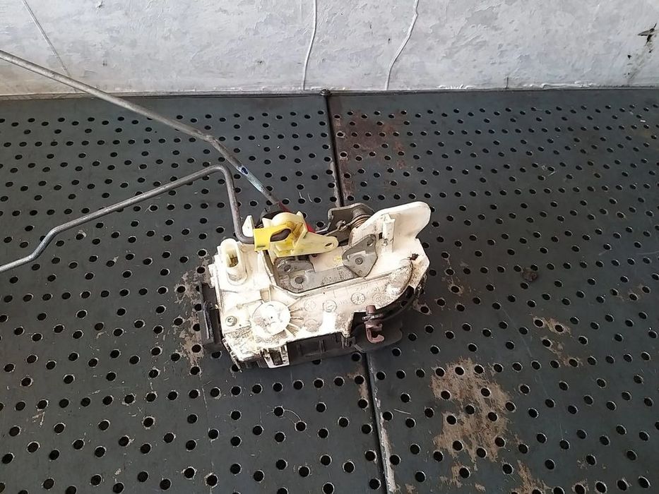 Broasca usa dreapta fata dodge caliber p04589416aec