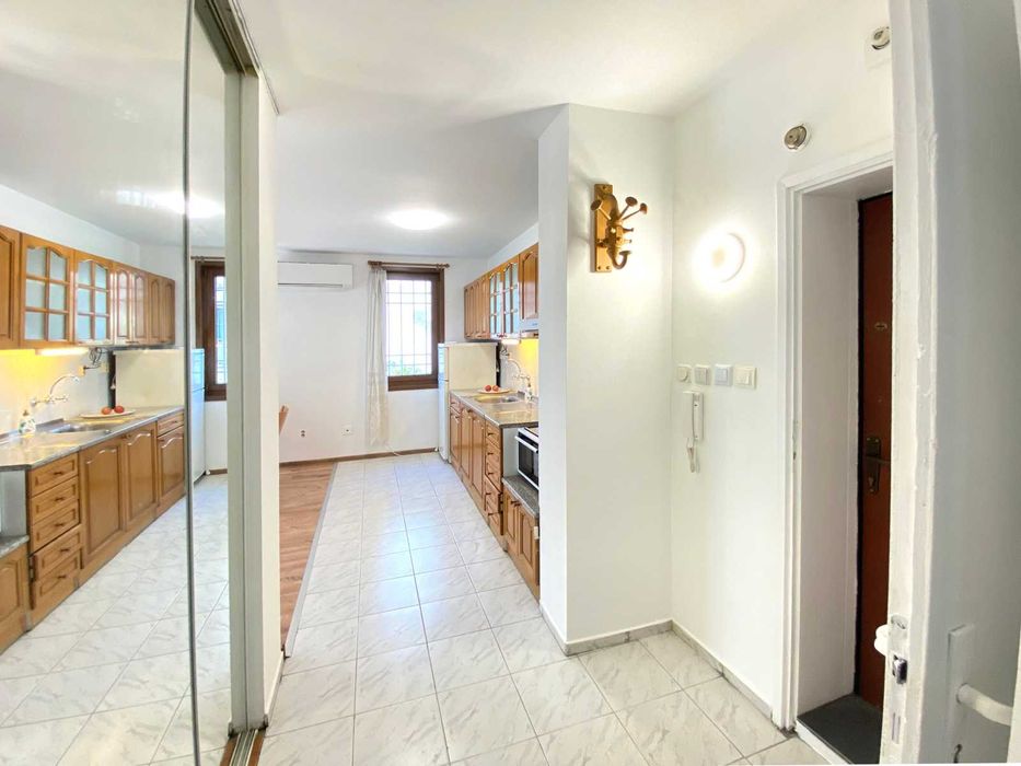 Дава се под наем Двустаен апартамент в София, Зона Б-18 - 69 кв.м за 560 € - Снимка #8