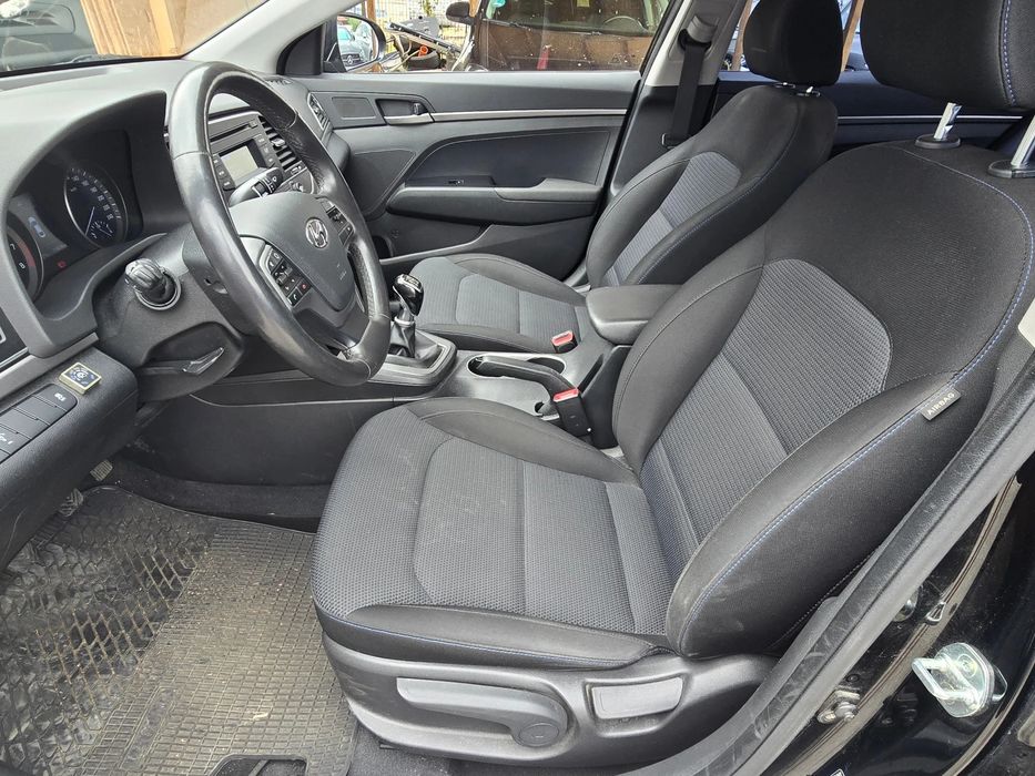 Hyundai Elantra 1.6i/LPG/Лизинг