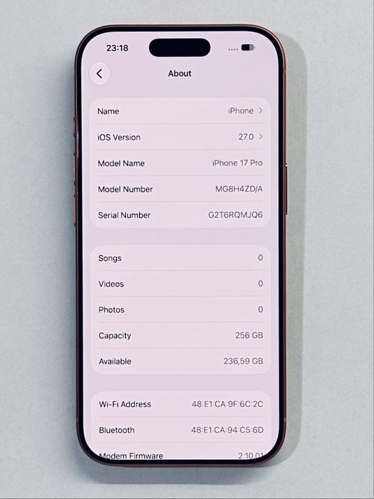 iPhone 17 Pro CosmicOrange 100% battery