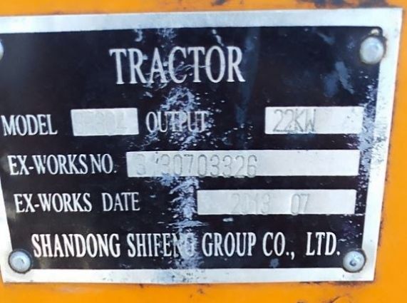 Traktor sotiladi