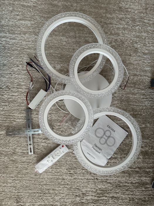 Продам новую люсту!!!