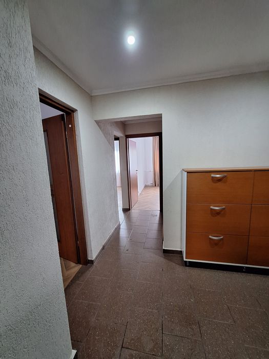 Apartament de închiriat