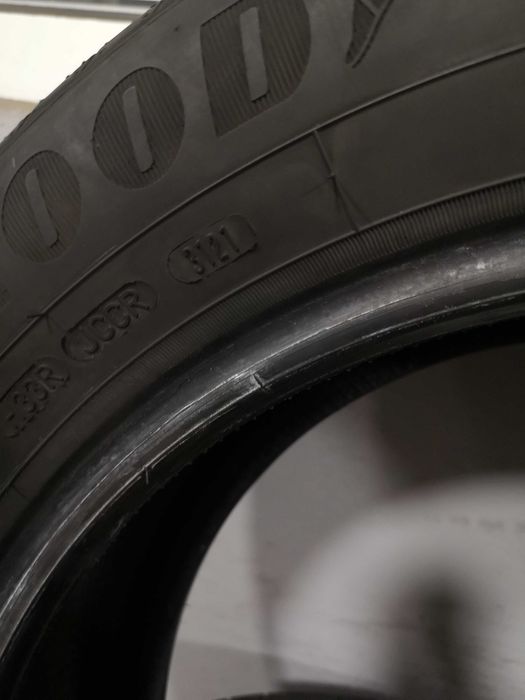 4бр 215/55/17 GOODYEAR 7мм грайфер дот:20г +++