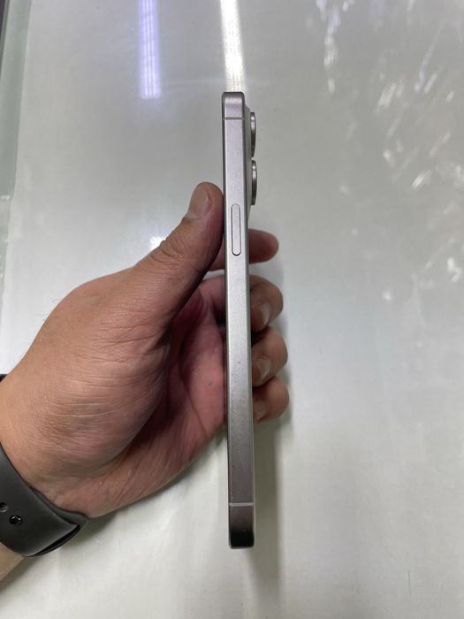 Iphone 15 PRO MAX (256GB) в идевльном состояний