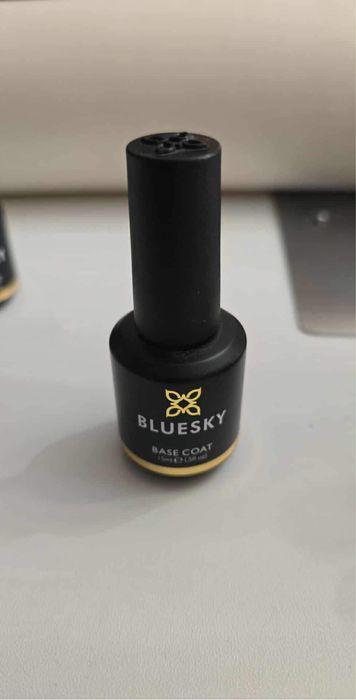Гел лакове на Bluesky