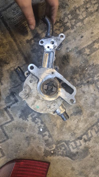 Тандем Помпа Bosch за VW,Ауди,Сеат,Шкода 1.9 ТДИ 101, 105Кс 2000-2009г