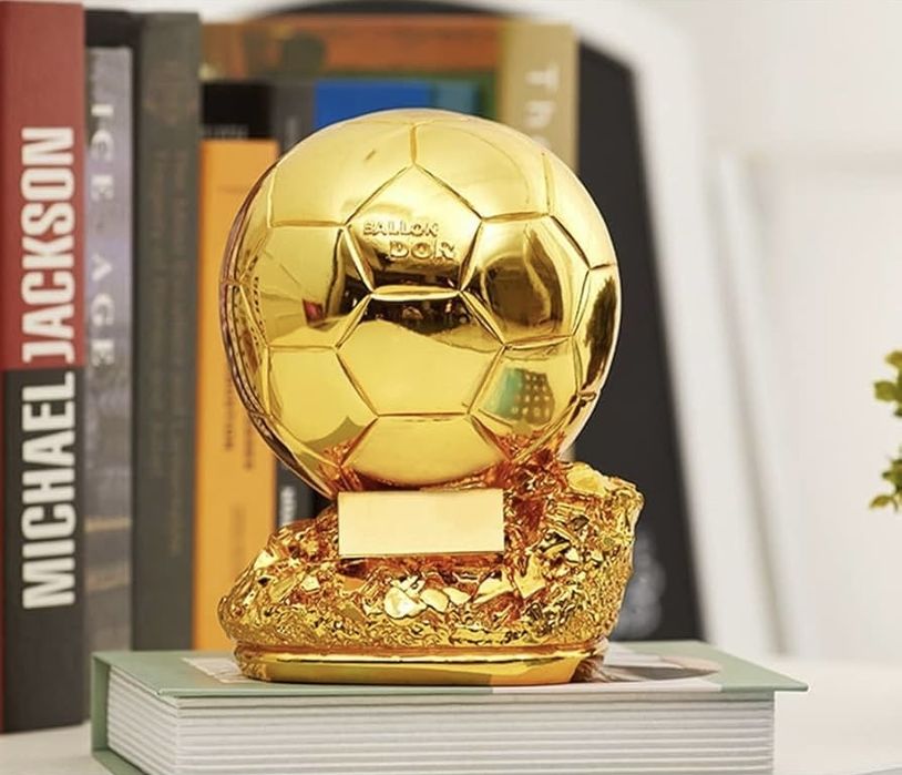 Златна Футболна Топка Ballon D'or FIFA