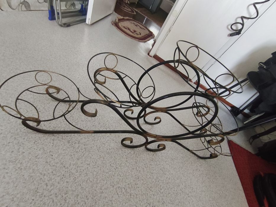 Коварная цветочница на 5 цветков