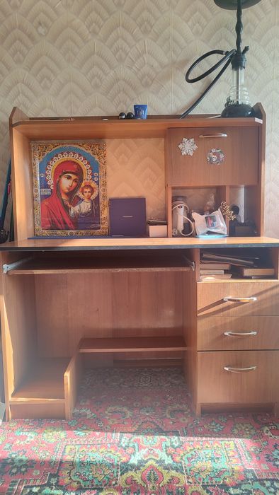 Компьютерный стол