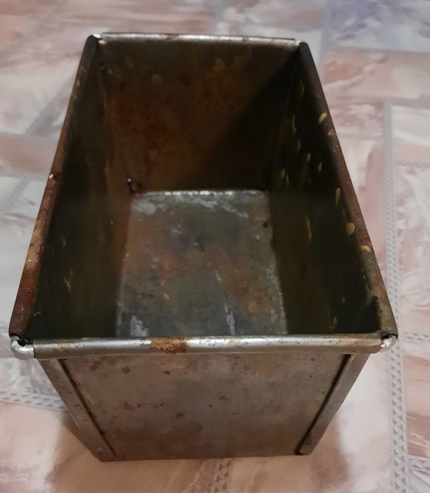 Форма для выпечки хлеба.