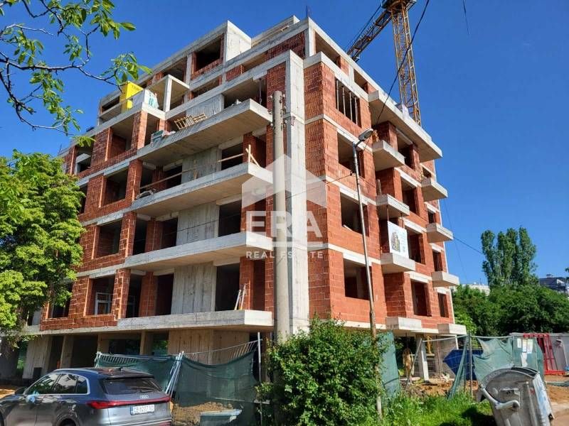 ЕДНОСТАЕН АПАРТАМЕНТ В КВ. СЛАТИНА, С ПАРКОМЯСТО В ЦЕНАТА! С АКТ14!
