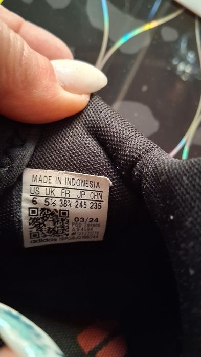 Зимни боти ,,Adidas"