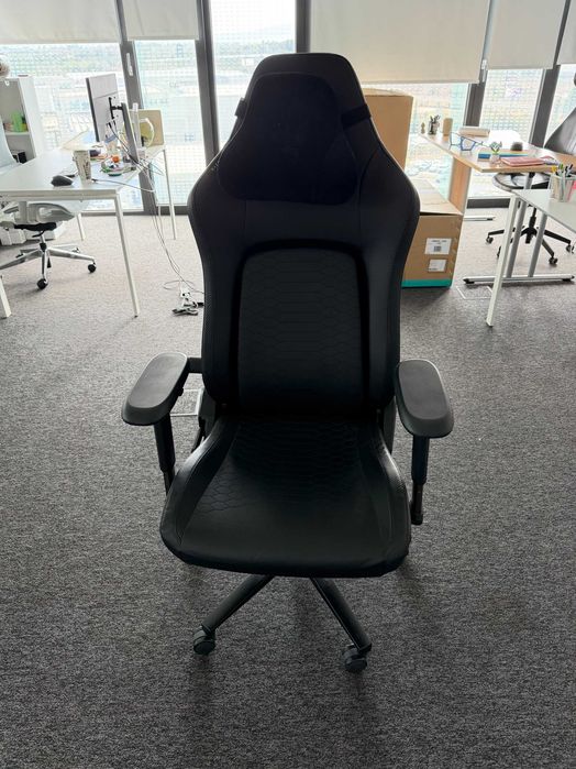 Стол Razer Iskur V2, Black