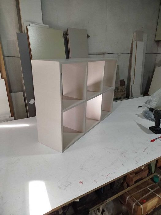 Книжная полка, полочка настенная, стеллаж, этажерка, тумбочка.