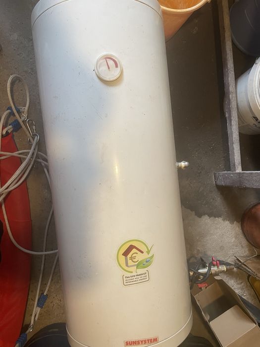 Бойлер със серпентина 120л 3кв