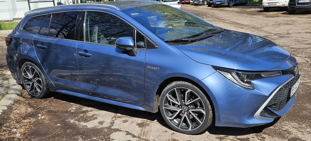 Masini hybrid , cutie automata pentru UBER , BOLT