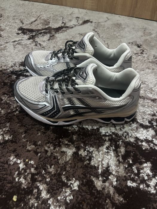 Vand asics urgent!!!