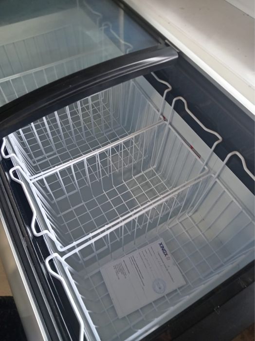 Срочно продам почти новый морозильник