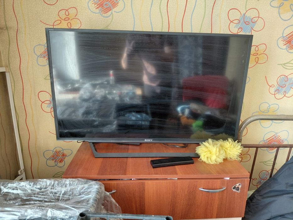 Продам телевизор сони