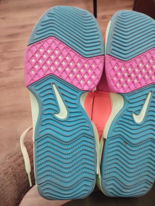 Мъжки баскетболни маратонки Nike Le Bron witness