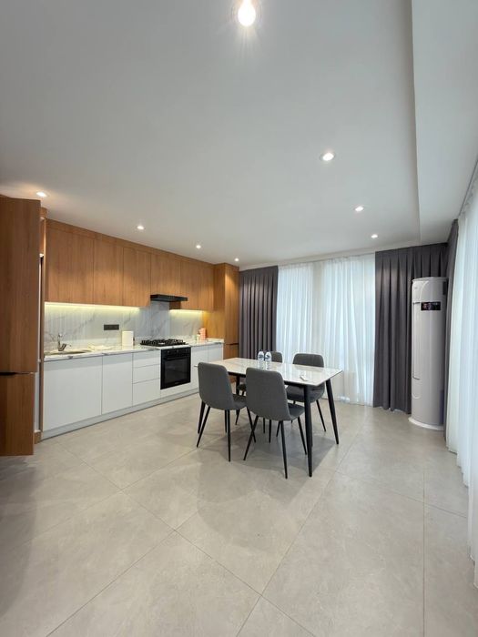 Ц6 ЦЕНТР Площадь 218m2 
Элитный ГАБУС 3/8/8
МЕТРО-МИНОР 
+ терраса