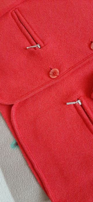 Дамска жилетка нова